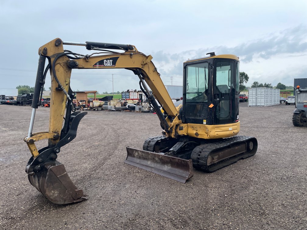 2004 CAT 304 CR Mini Excavator