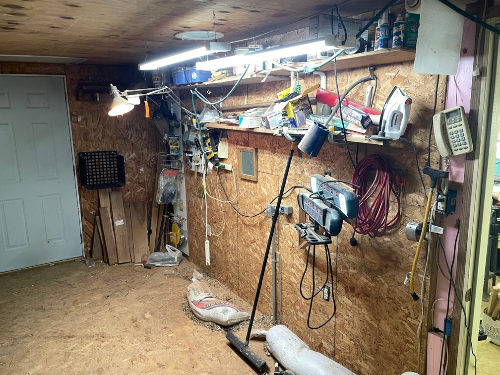 Contents of Wall