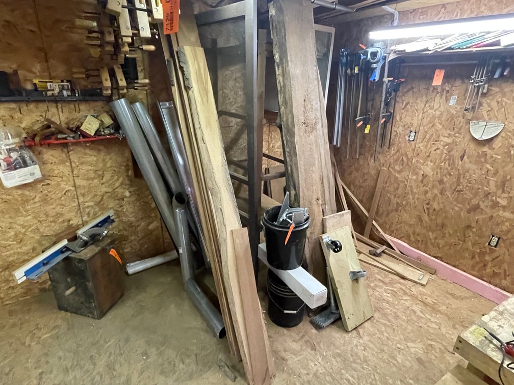 Contents of Wall