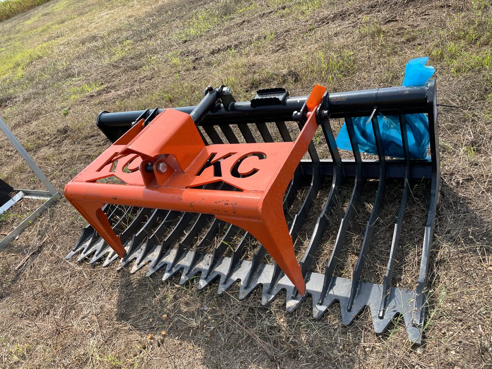 KC Universal Mount Rock Grapple Bucket