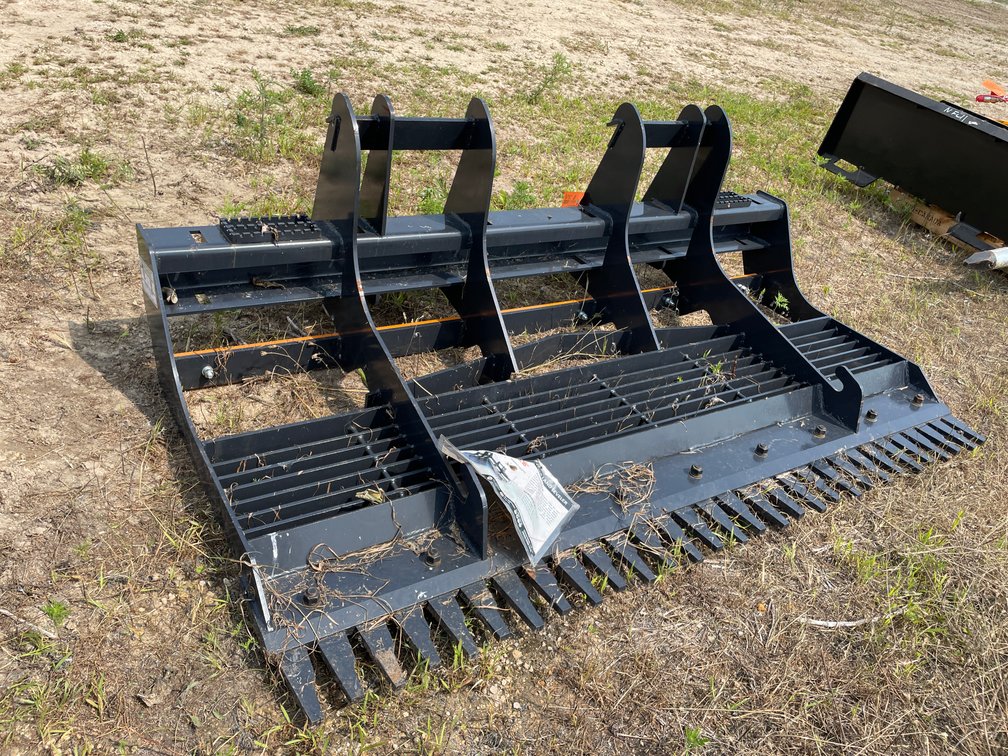 Wolverine Universal Mount Land Leveler Attachment
