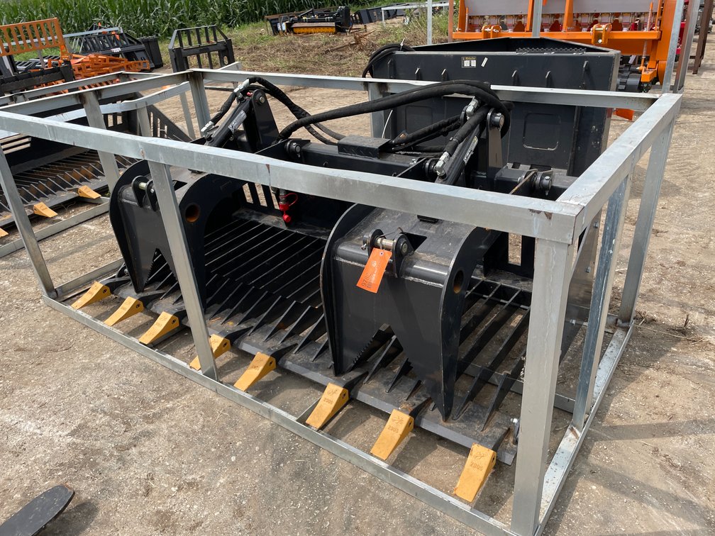Landhonor 72" Heavy Duty Rock Grapple Bucket Attachment