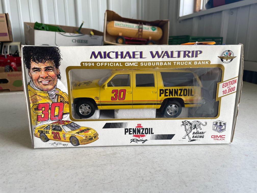 1994 #30 Michael Waltrip GMC Suburban Truck Bank (Blair, WI)