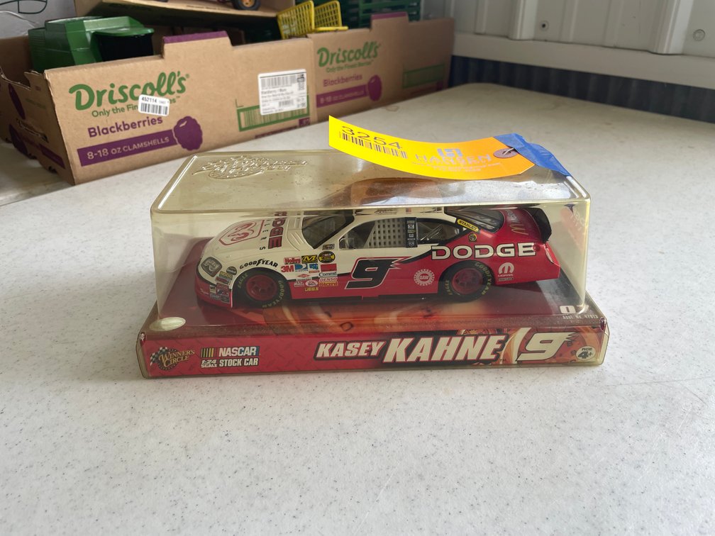 Kasey Kahne #9 Winners Circle Nascar Stock Car (Blair, WI)