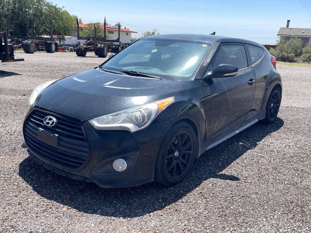 2015 Hyundai Veloster Coupe (NM Title in Delay)