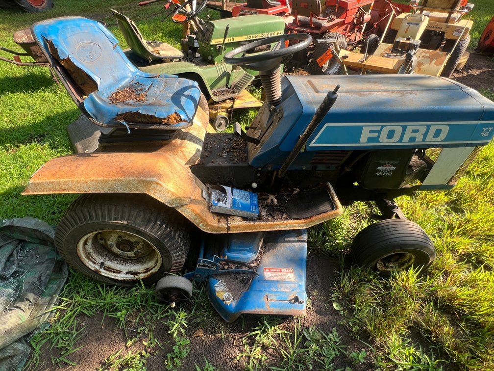 Ford YT16 Mower