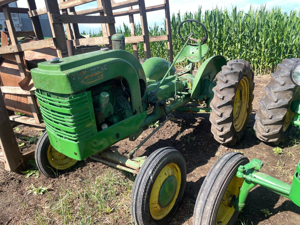 John Deere LA Tractor