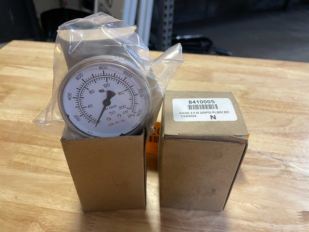 (2) NIB 2-1/2" 200 PSI Gauges (PR2)