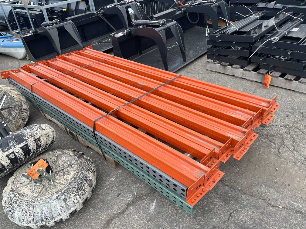Tear Drop Pallet Racking (O2)
