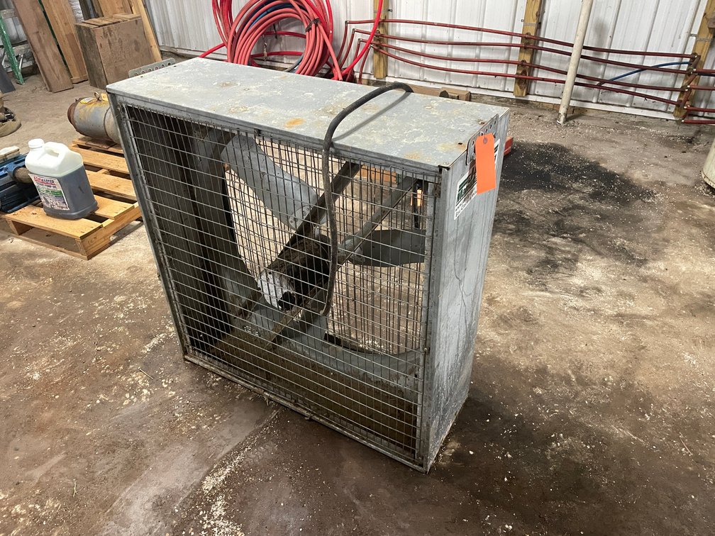 J&D Barn Fan