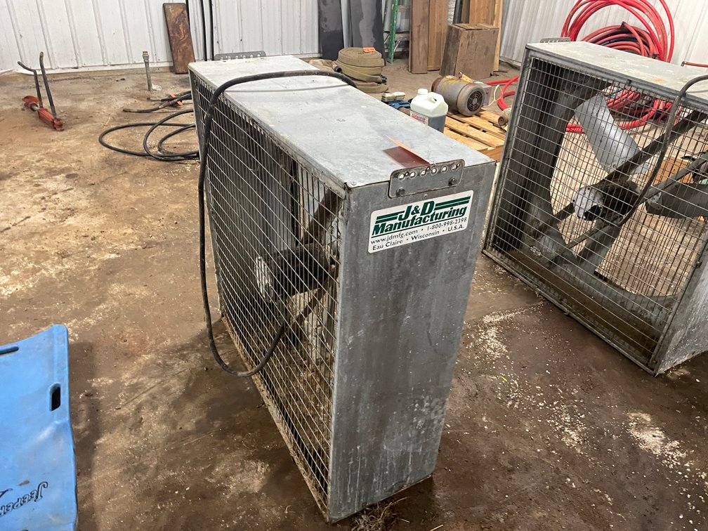 J&D Barn Fan