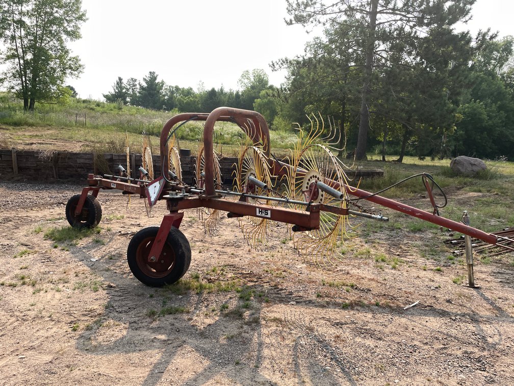 H&S 6-Wheel Hay Rake