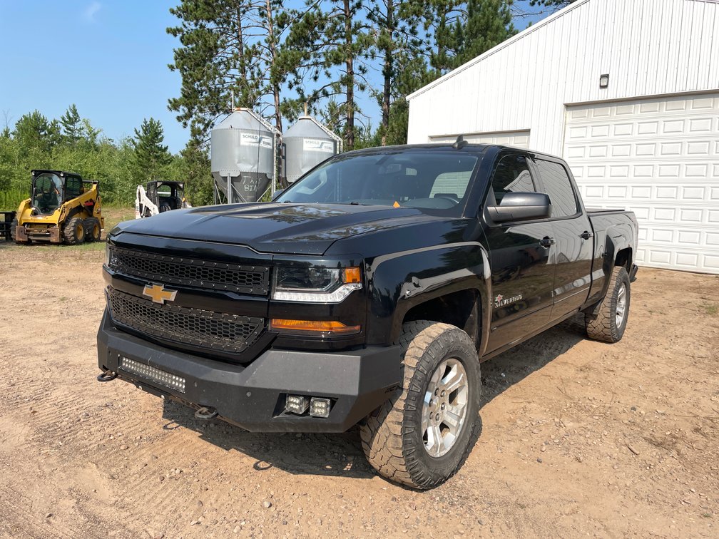 2016 Chevy Z71 (4) Door Half Ton 4x4 Pickup (Has WI Title)