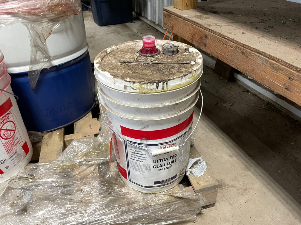 6 Gallon Jug of Ultra Tech 80W/90 Gear Lube