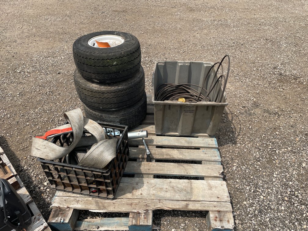(3) Lawn Tires, Cable and 4" Lifting Sling