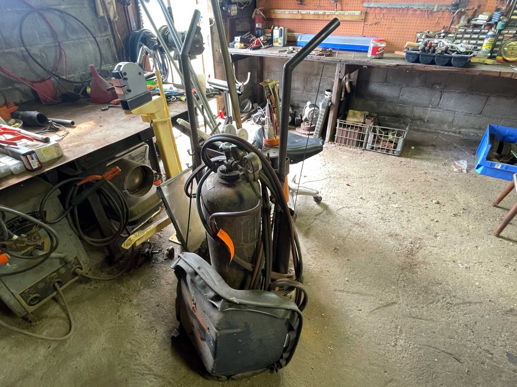 Acetylene Tank And Cart