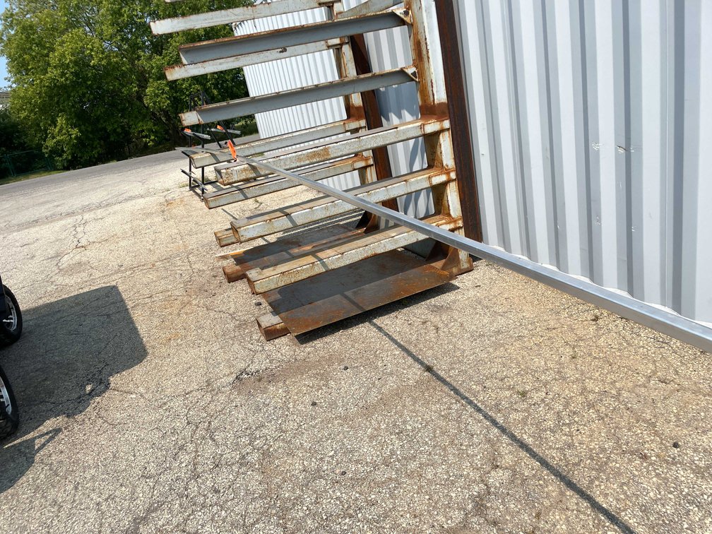 (1) Extruded Aluminum Square Tube Stock (CONTGREYRACK)