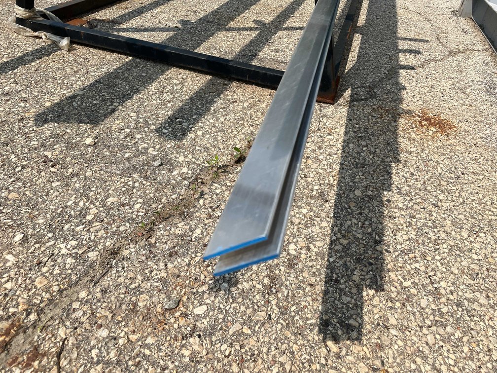 (2) 6061 Extruded Aluminum Flat Bar Stock (BLKRACK)