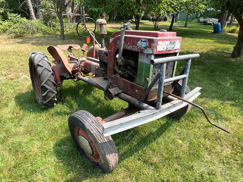 John Deere LA