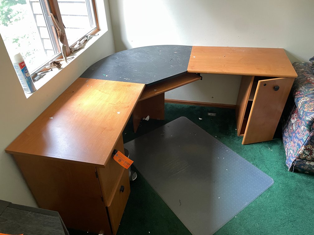Corner Desk