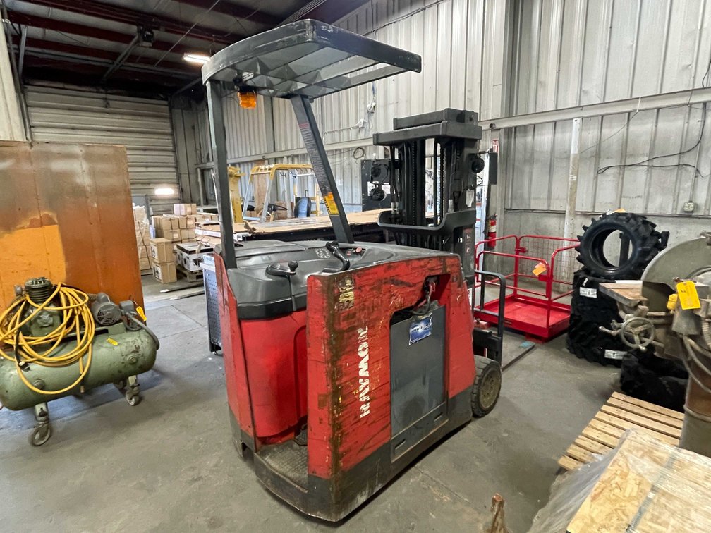 Raymond 4000lb Capacity Forklift (Wall E)