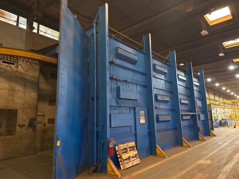 Industrial Paint Booth with Trolley System