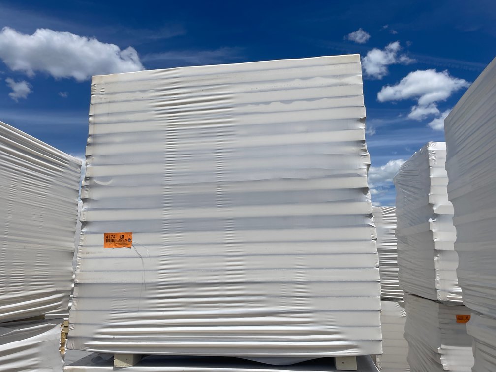 (24) 4'x4' Sheets of Polyiso Insulation