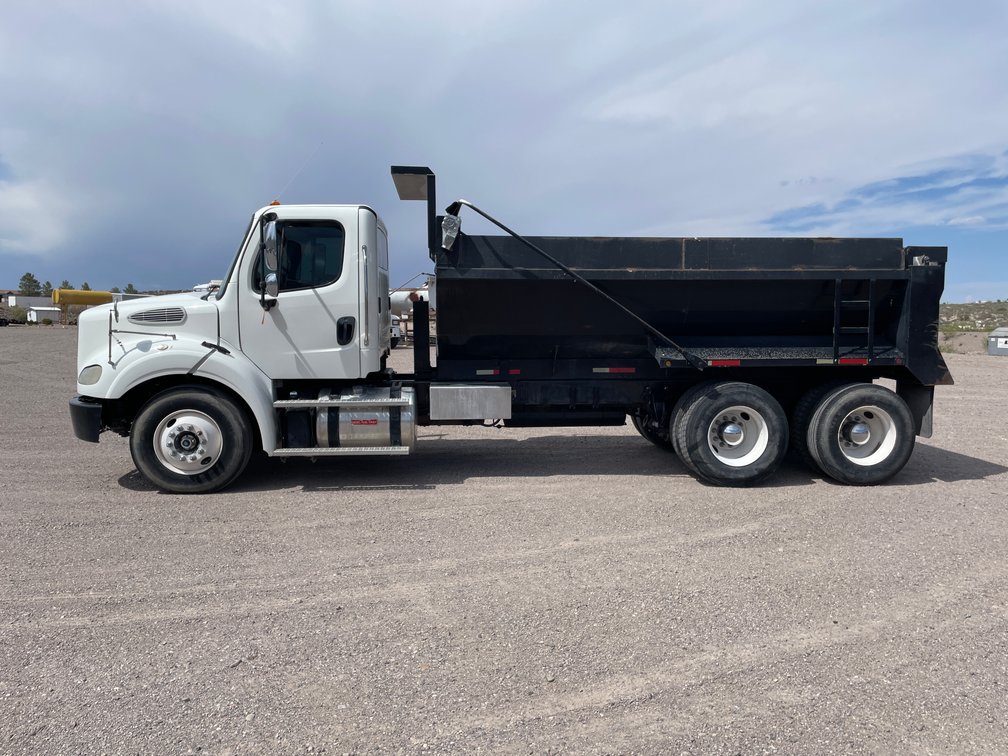 2013 Freightliner Dump Truck (Has NM Title) (Offsite in Elephant Butte, NM)