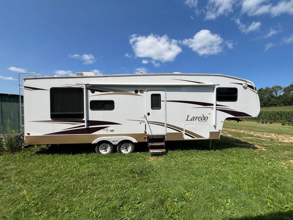 2008 Keystone Laredo 5th Wheel Camper (Has WI Title)