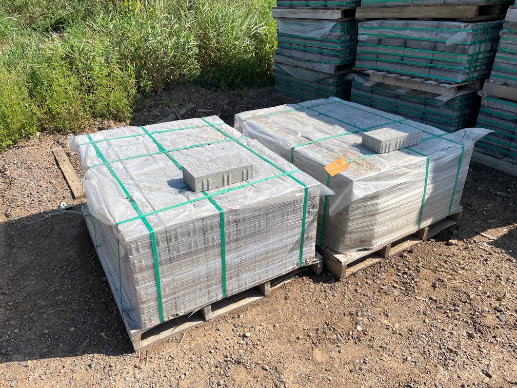 (2) Pallets of Gray Commercial Patio Pavers