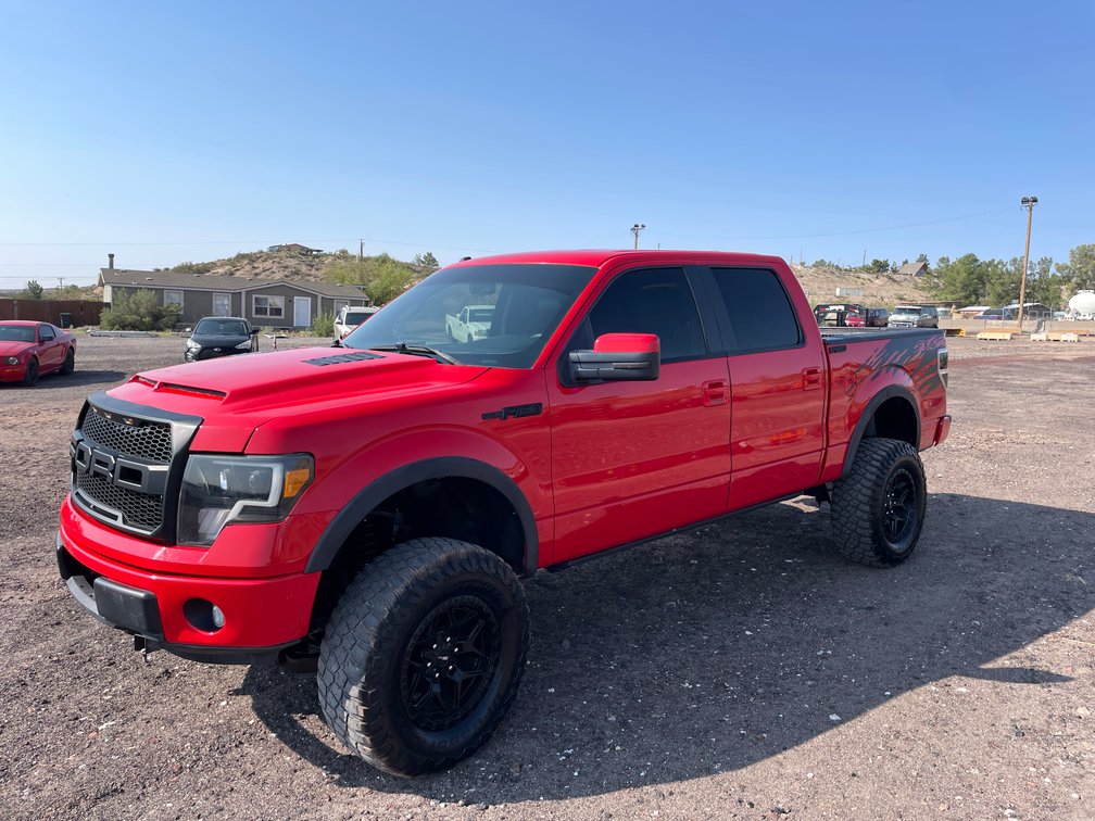 2011 Ford F-150 Fx4 (Has NM title)