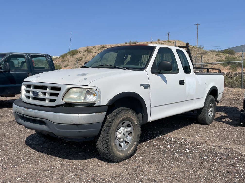 1999 Ford 250 (Has NM Title)
