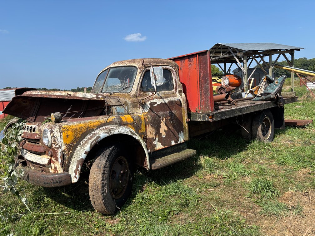 Dodge Flatbed Truck (No Title)