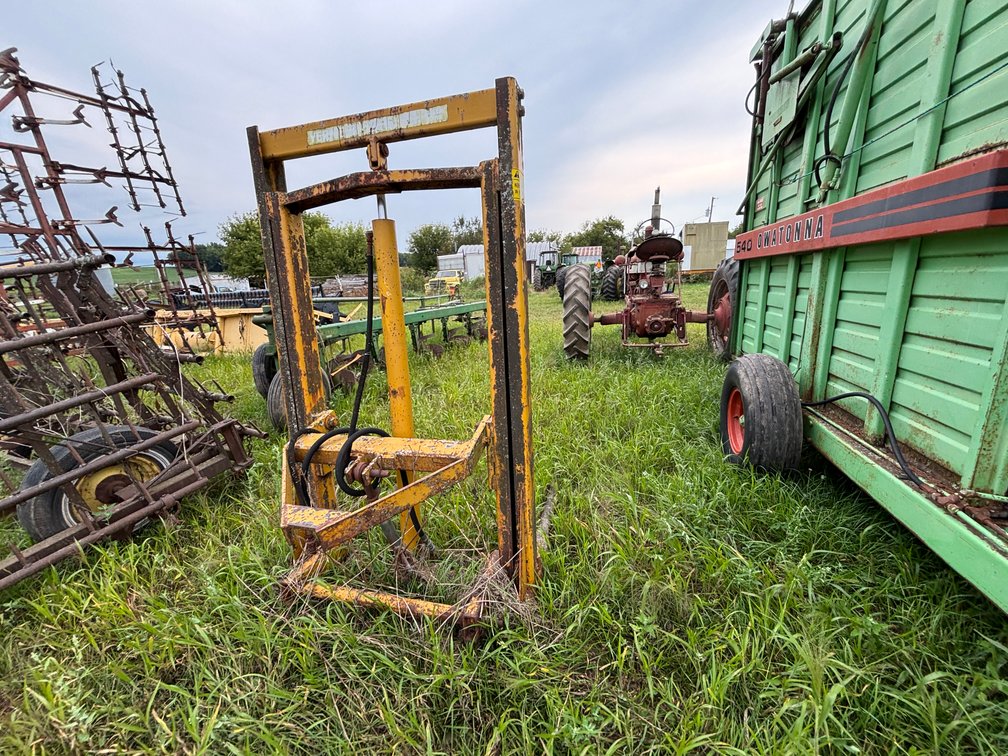 Vermeer 3 Point Bale Mover