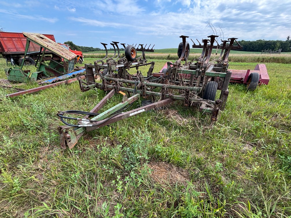 Kewanee 17' Field Cultivator