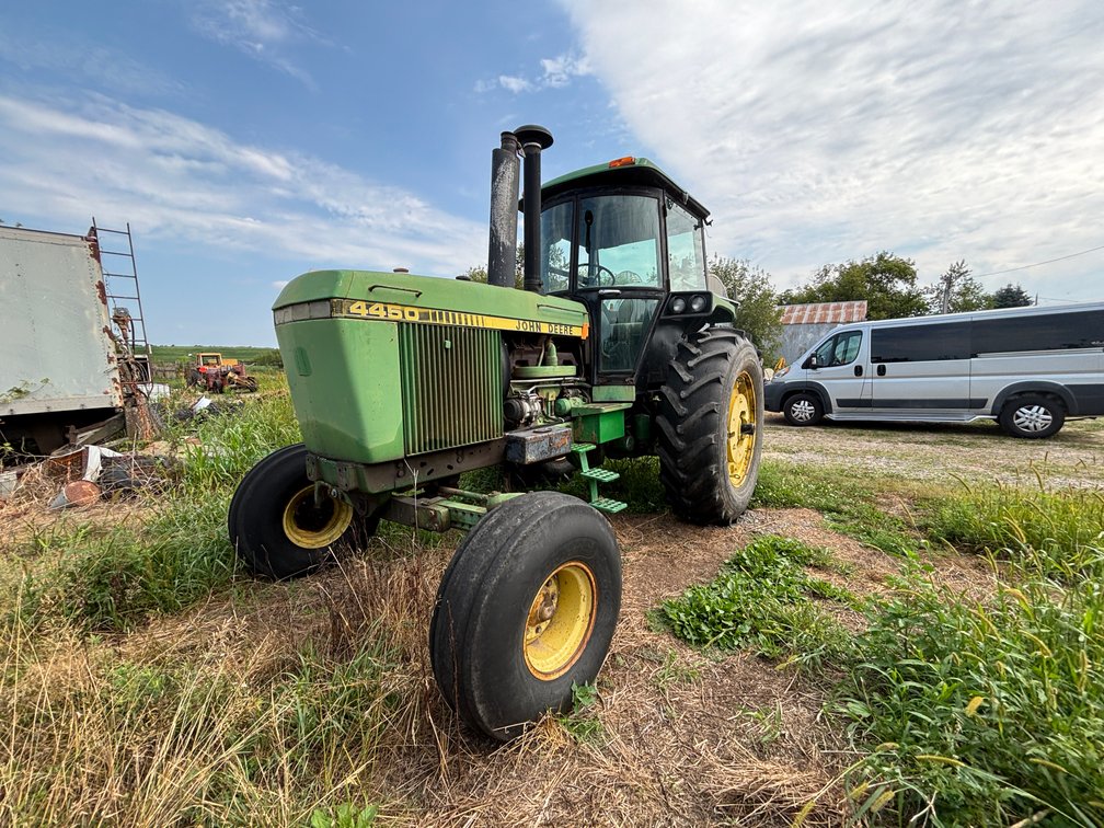 John Deere 4450 Tractor