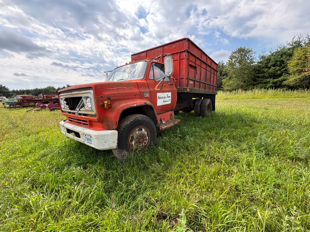 1974 Chevy C60 Grain Truck (Has WI Title)