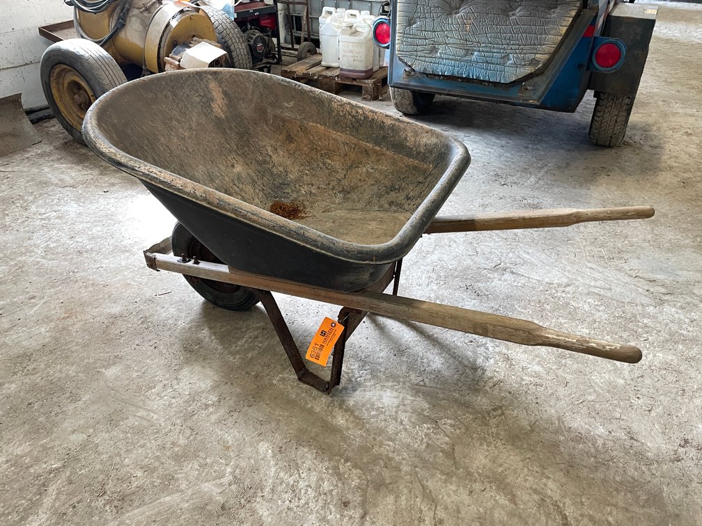 Union Poly Tub Wheelbarrow