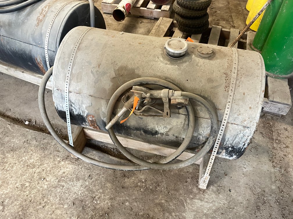 Portable Fuel Tank