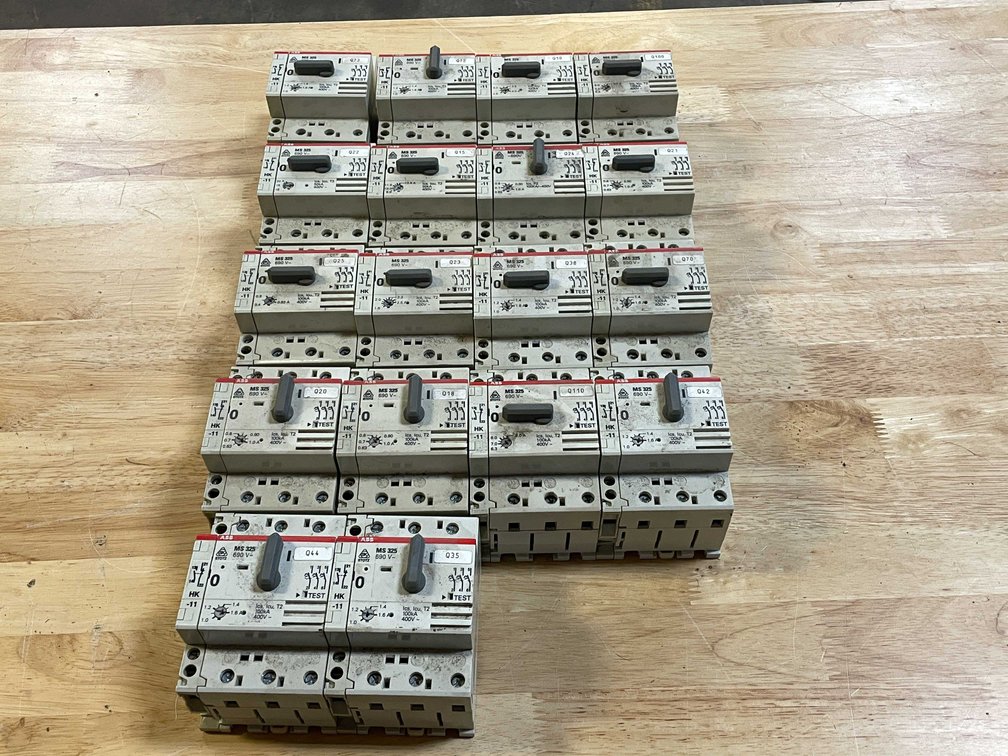 (18) ABB Contactors (PR1)