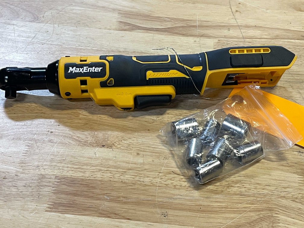 20 Volt 3/8" Cordless Ratchet Wrench (PR13)
