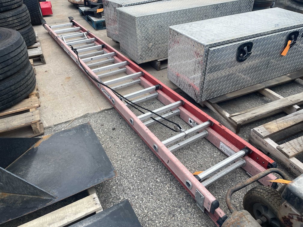 24' Ladder (O3)