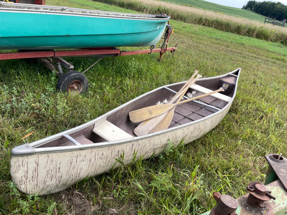 American Fiberlite 15' Canoe