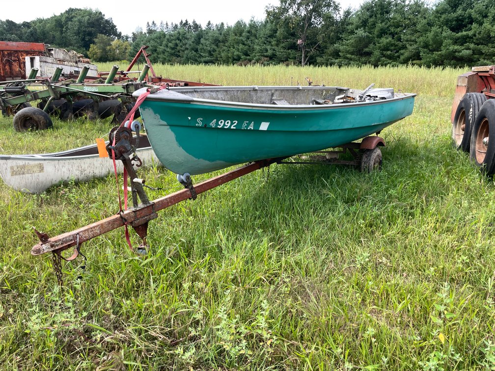 Shell Lake 15' Boat and Motor (For Parts)