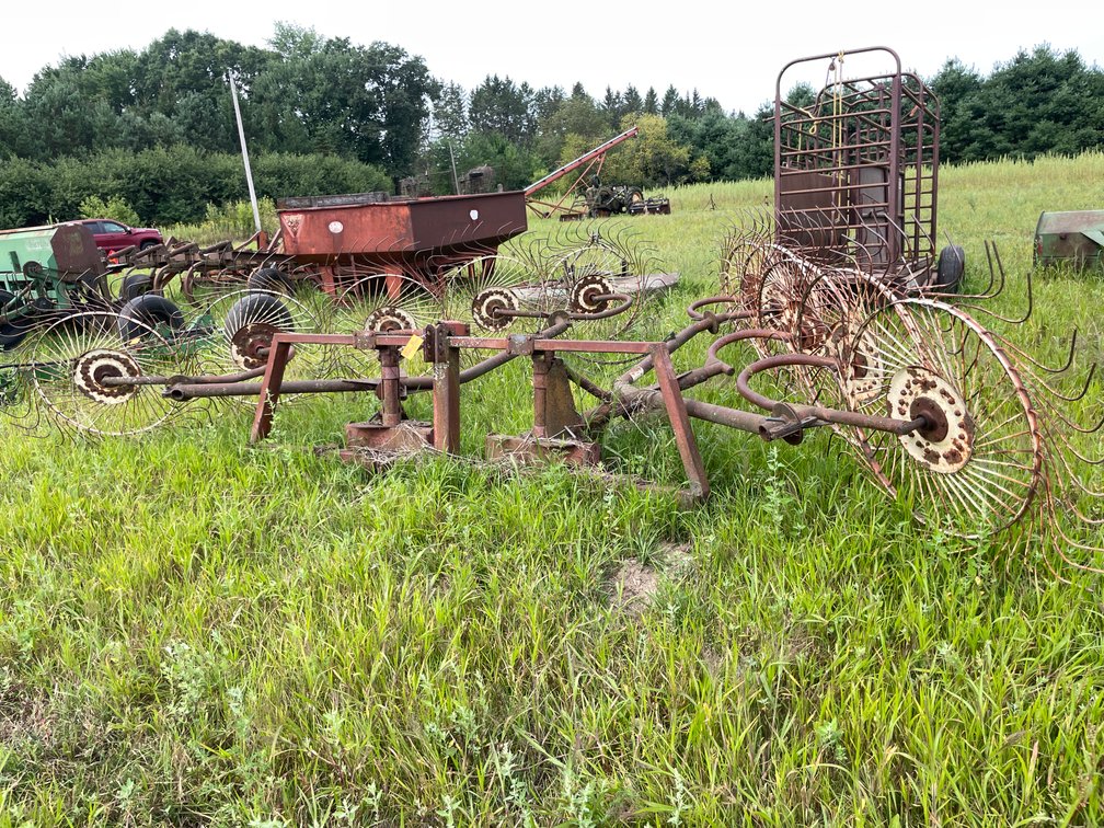 (10) Wheel V Rake