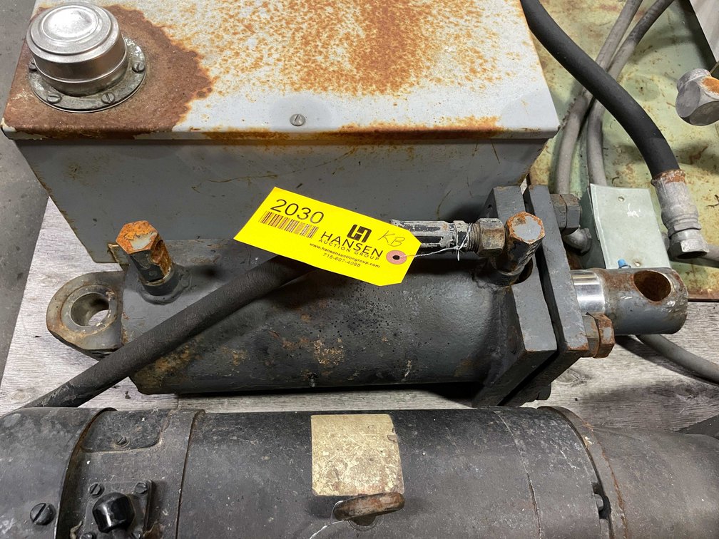 Hydraulic Press Cylinder (Wall F)