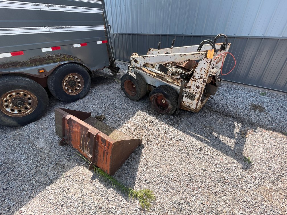 Clark M371 Skid Loader Shell
