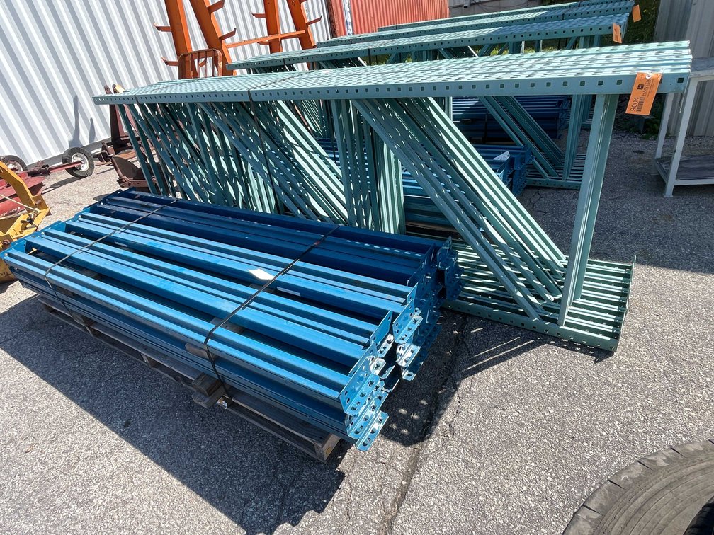 Tear Drop Pallet Racking (SHED)