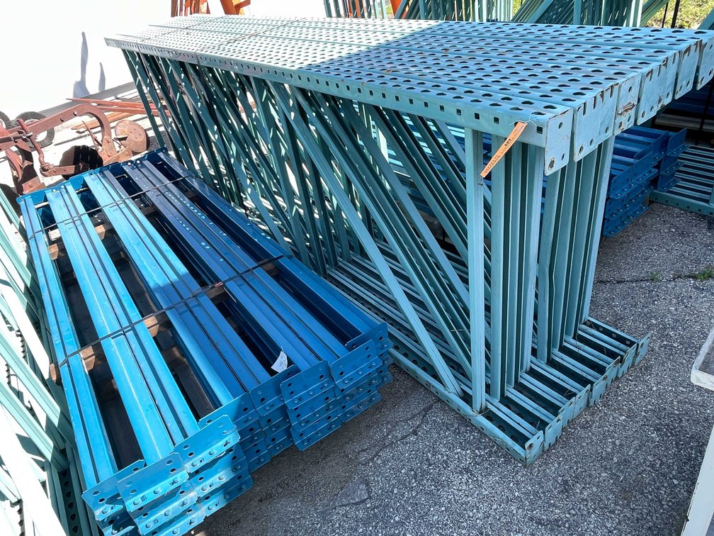Tear Drop Pallet Racking (SHED)