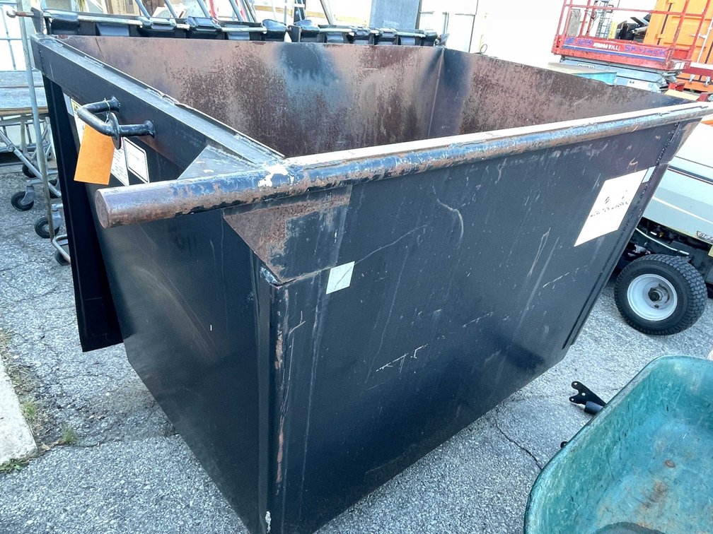 3 Yard Dumpster (03)
